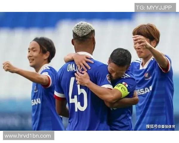 全北现代与水原三星在2018亚冠激战回顾与精彩瞬间分析